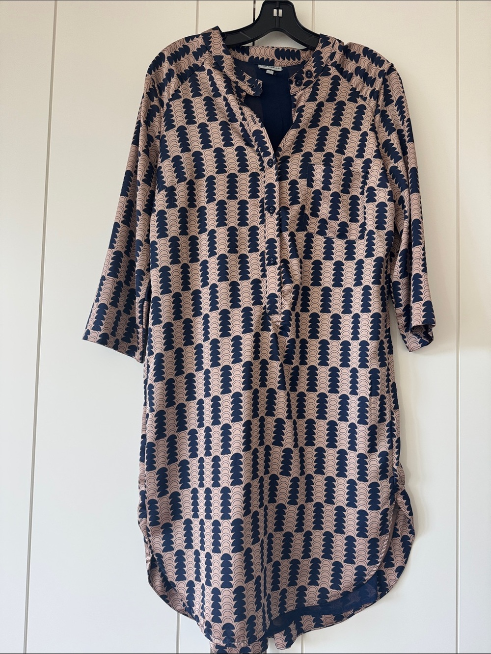 The Odell’s 3/4 sleeve  Navy and Blush Patterned Shirt Dress